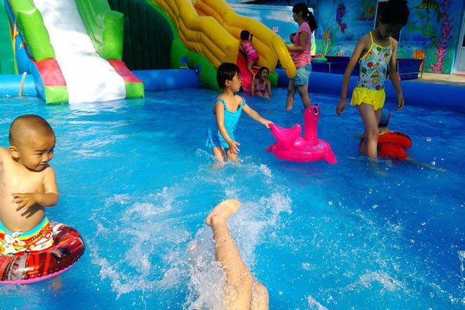 东城儿童乐园充气游泳池